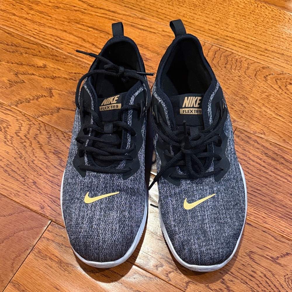 Nike Flex TR8 Black and Gold Athletic Shoes